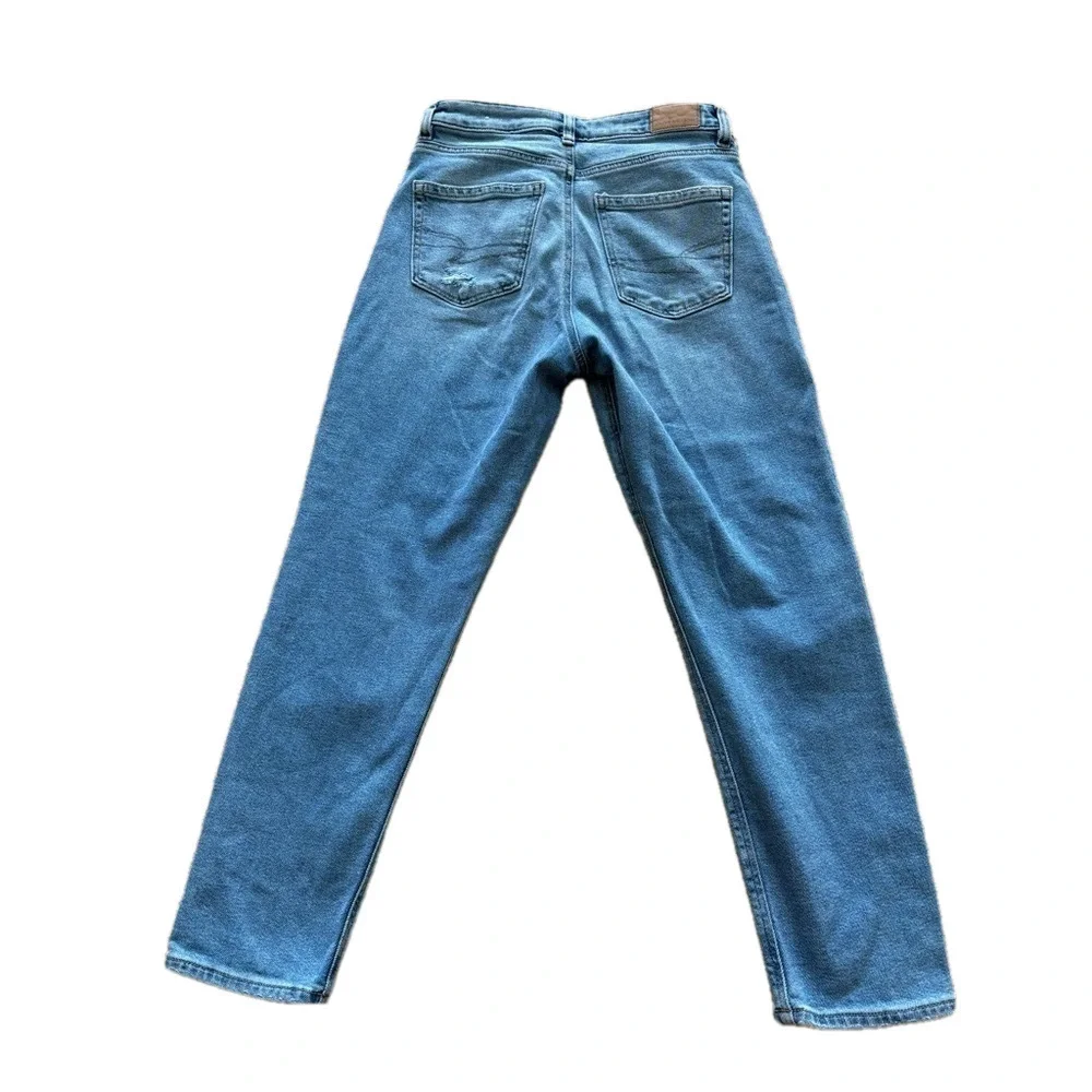 American Eagle AEO Women's •Size 2 Short• Mom Jean - Picture 2 of 7